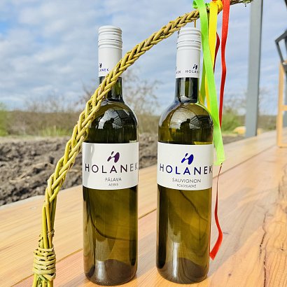 AKCE na Sauvignon polosladký a suchou Pálavu